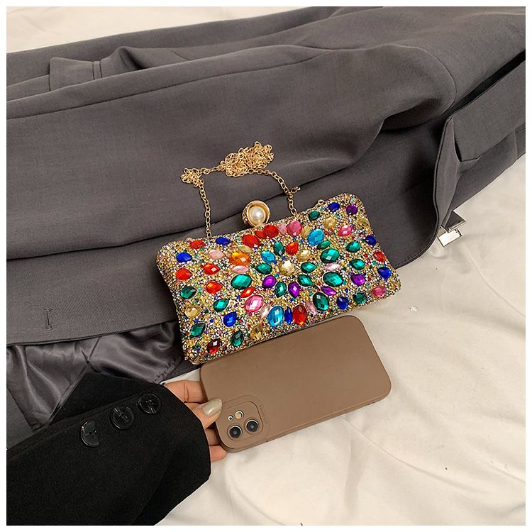 Väskor Damväskor 2004 nya modefärgade diamanter snygg axelväska ins textur crossbody chain box väska_voghion.com