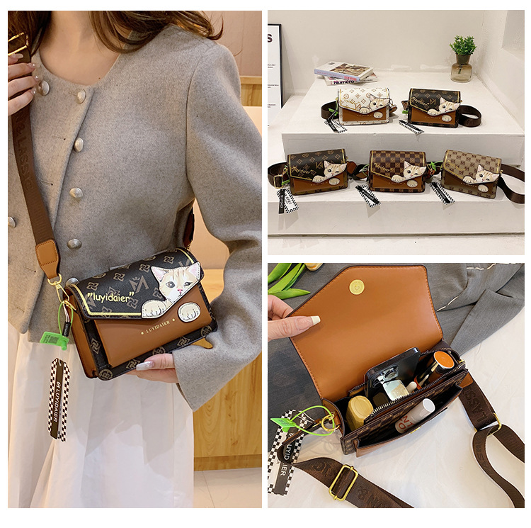 Postman's 2023 Autumn/Winter New Trend Small Square One Crossbody Bag Cartoon Cat Wide Shoulder Strap_voghion.com