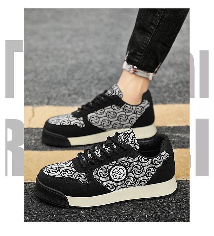 Casual spring 2024 new printed fabric casual men's low cut soft soled trendy shoes_voghion.com