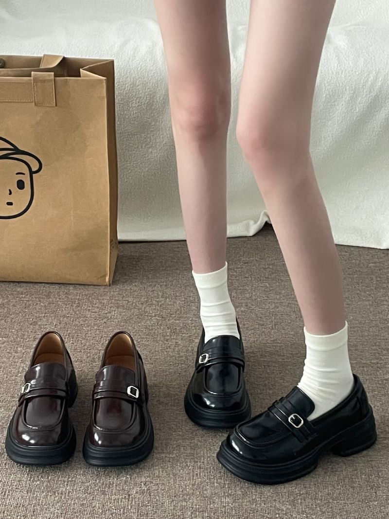 Braune Retro-Lederschuhe im britischen Stil mit dicken Sohlen für Damen im Frühjahr 2025, neue französische Slip-On-Loafer_voghion.com