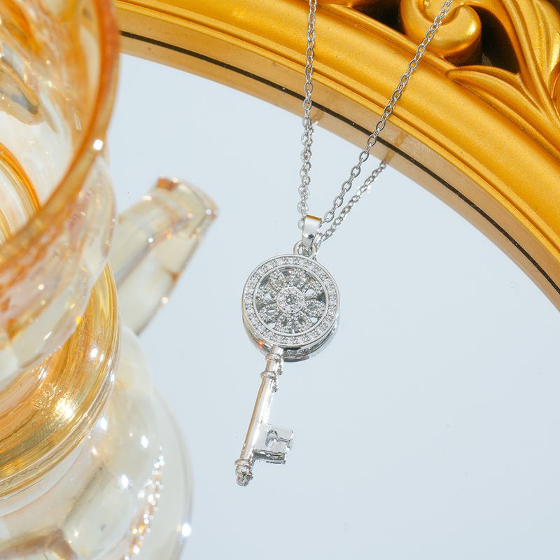 Collier de luxe en forme de fleur clé, filet rouge, plein de zirconium, tendance de la mode féminine, chaîne de clavicule_voghion.com