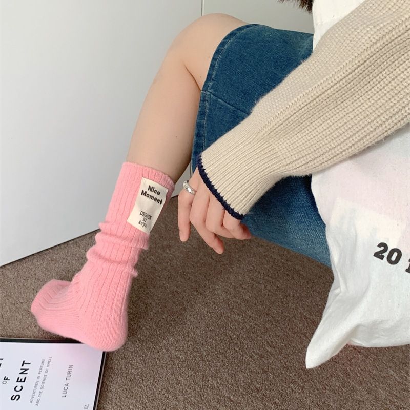Women's & Men's High Socks Soft Wool Blend Knit Crew Socks For Winter Comfort, Warm & Breathable, Unisex Casual Slouch Socks With Textured Design_voghion.com
