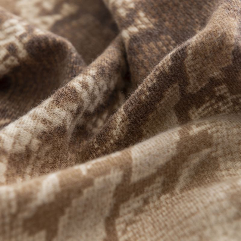 snake pattern imitation cashmere scarf women's warm twill temperament short tassel shawl _voghion.com