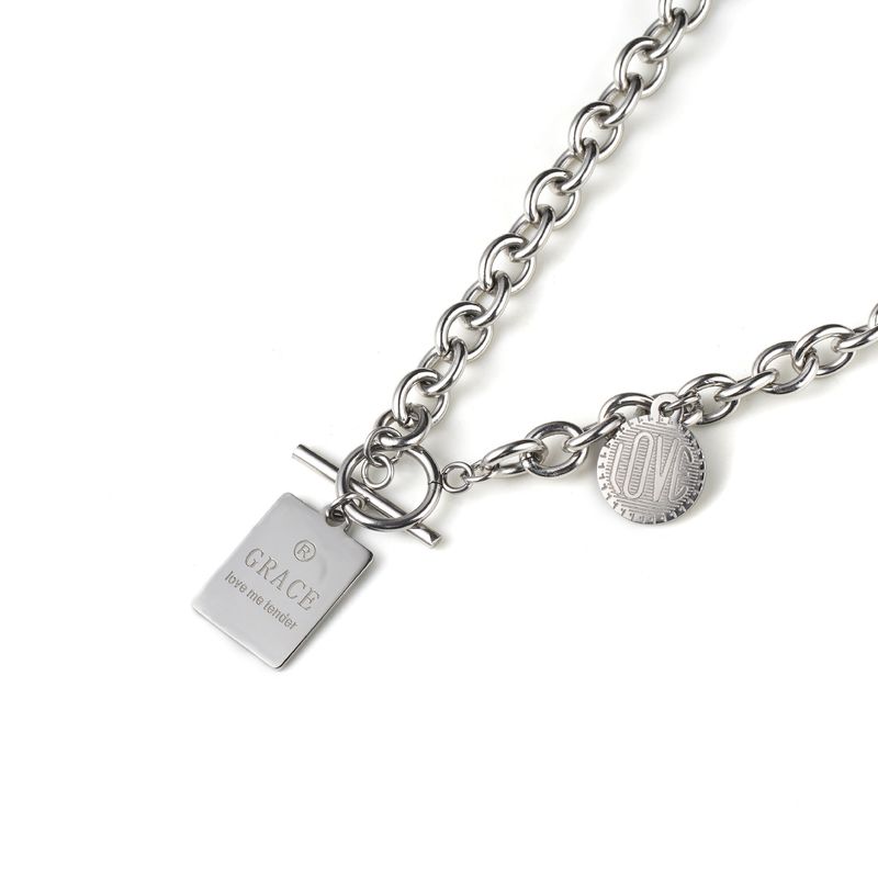 Stile scuro Hip Hop Titanio Acciaio Rotondo Quadrato Marchio Combinazione Lettera Acciaio Inossidabile Collana Corta Uomo E Donna Clavicola Catena OT_voghion.com