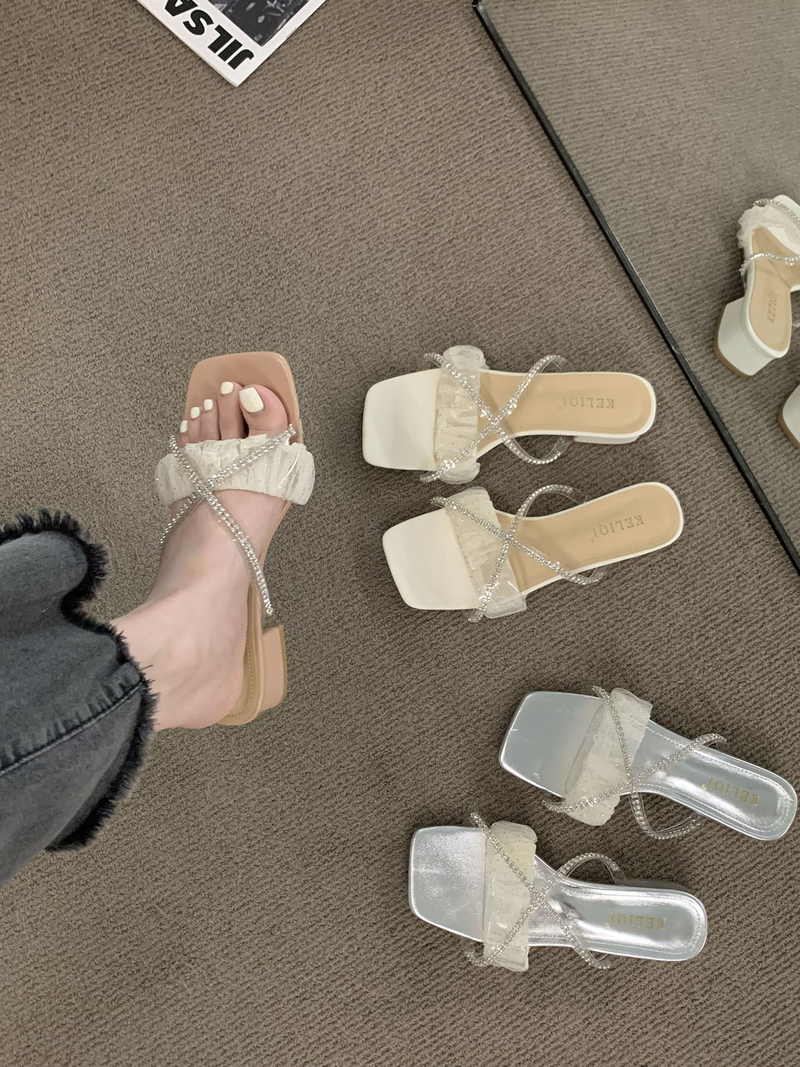 Sandálias prateadas com luz francesa, sandálias de salto alto com strass para uso ao ar livre, verão 2024, novos chinelos romanos_voghion.com