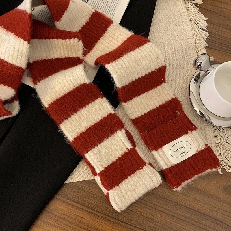 Color-Block Black And White Striped Plush For Women Winter Korean Version Versatile Thickened Warm Cold-Proof Soft Scarf_voghion.com