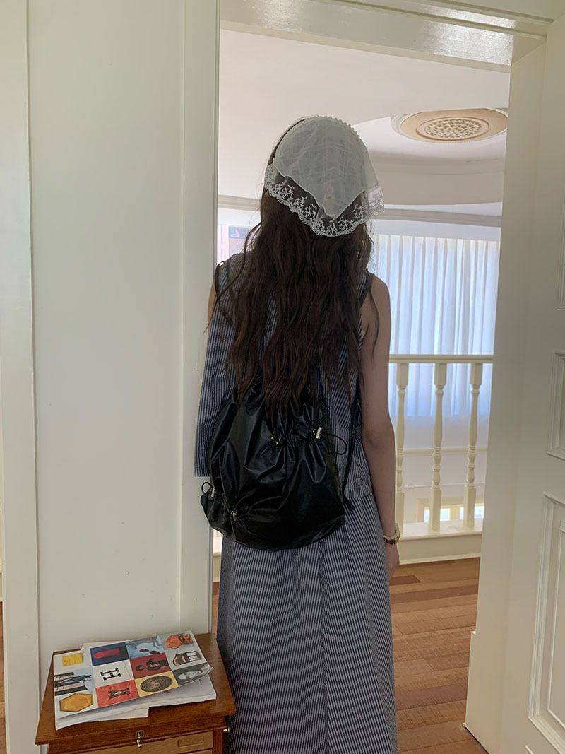 2024 Korean Ins niche design drawstring pleated silver for women commuting versatile casual small backpack_voghion.com
