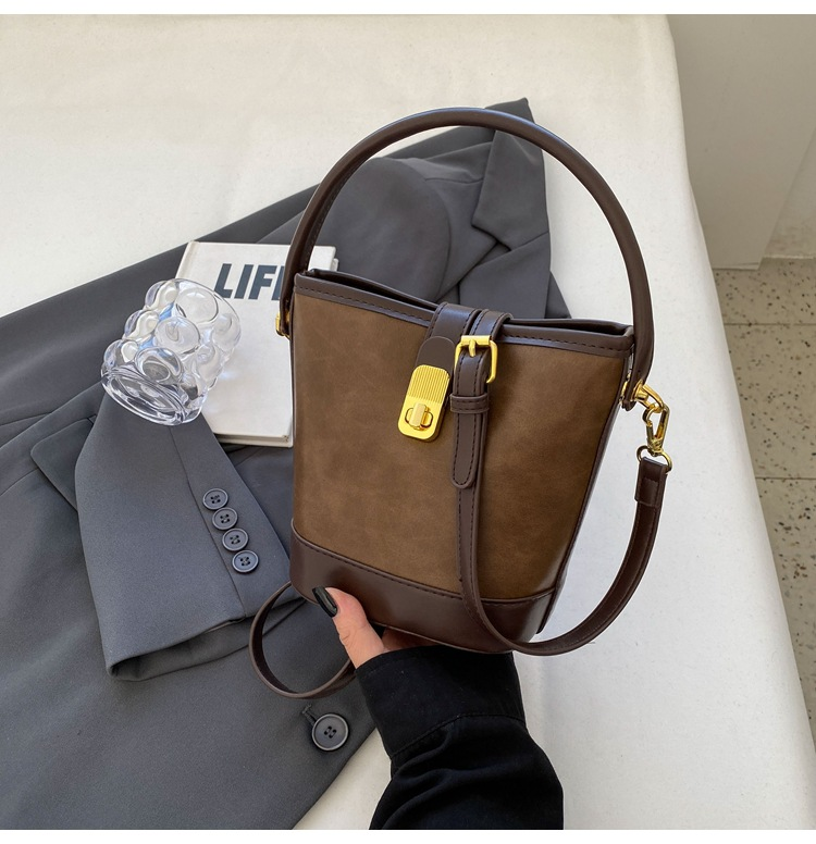 New Women's Bag Maillard Handheld Bag Women's Retro Contrast Color Bucket Bag Small and Versatile One Shoulder Crossbody Bag_voghion.com