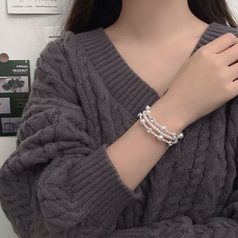 Pulsera multicapa con perlas y diamantes de imitación para mujer, diseño único, joyería elegante y moderna._voghion.com