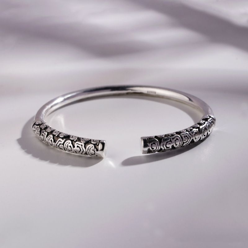 Braccialetto aperto con maledizione di serraggio Wukong Myth Black da uomo in rame bianco placcato argento massiccio per bambini_voghion.com
