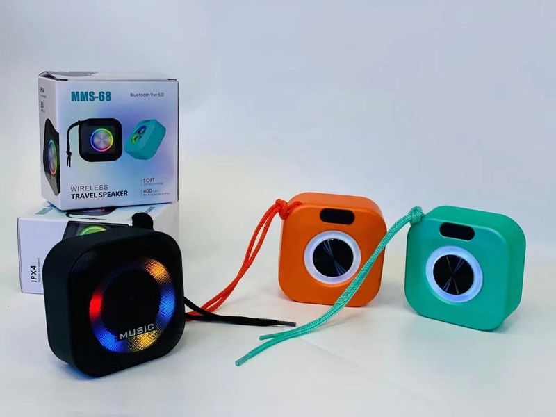 MMS-68 Colorful Light Bluetooth Speaker RGB Luminous Audio Outdoor Mountaineering Rope Bicycle Pendant Company Gift_voghion.com