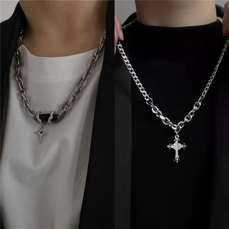 Collana da donna con orso dolce e violento, design di nicchia, catena per felpa con croce avvolta, accessori autunno inverno per_voghion.com