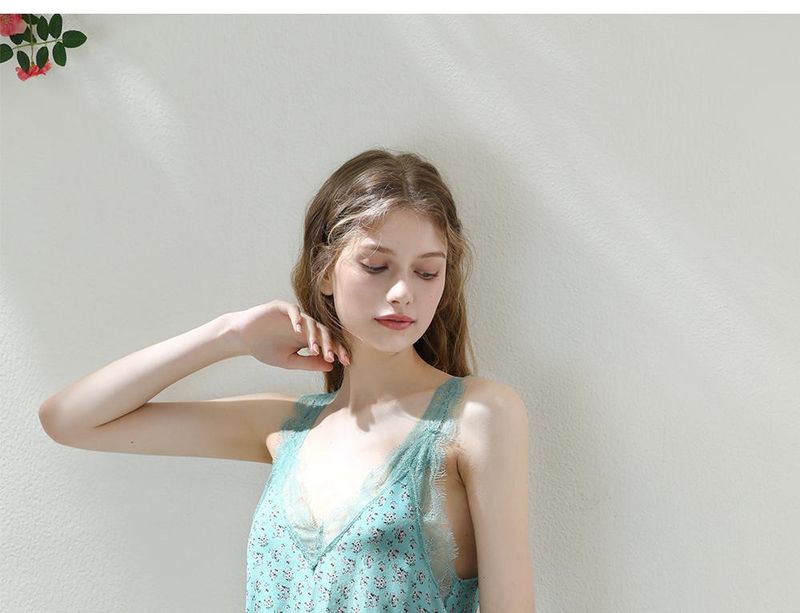 Summer's Hottest: Plus-Size V-Neck Sleeveless Suspender Pajama Skirt, Lace Splicing, Loose Fit For 150kg Women_voghion.com