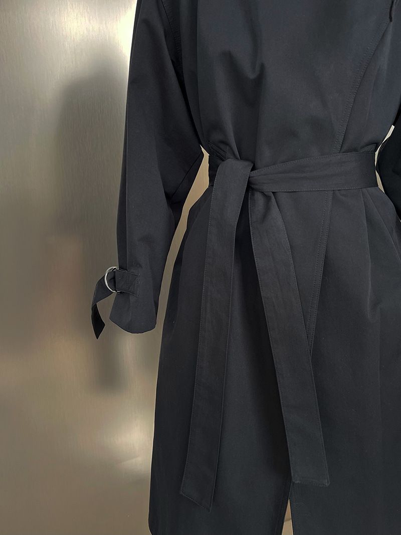 Elegant British-Style Long Trench Coat For Women – Minimalist & Luxurious Knee-Length Overcoat With Adjustable Belt, Pure Cotton, Black & Light Beige_voghion.com