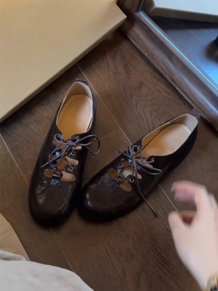 Lancui Damen Mary Jane Flache Schuhe mit flachem Mund und Schnürung im britischen Stil mit niedrigem Absatz und runder Zehenpartie_voghion.com