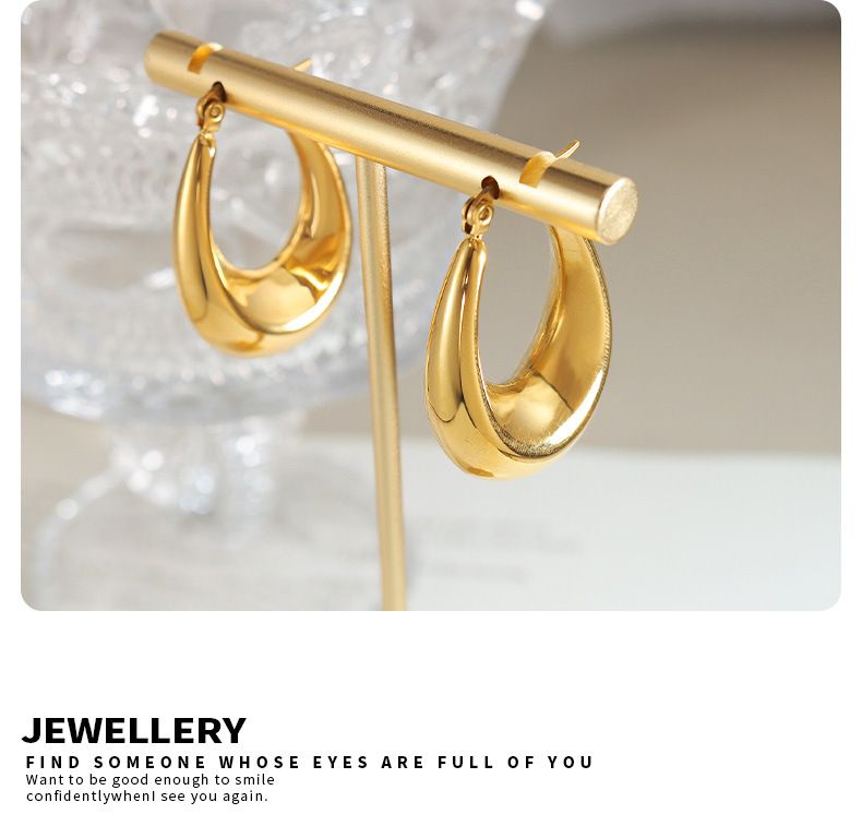 New U-shaped Earrings Made Of Titanium Steel With Gold Plating Hot Selling European And American Style No Fading Fashionable And Personalized Earrings_voghion.com