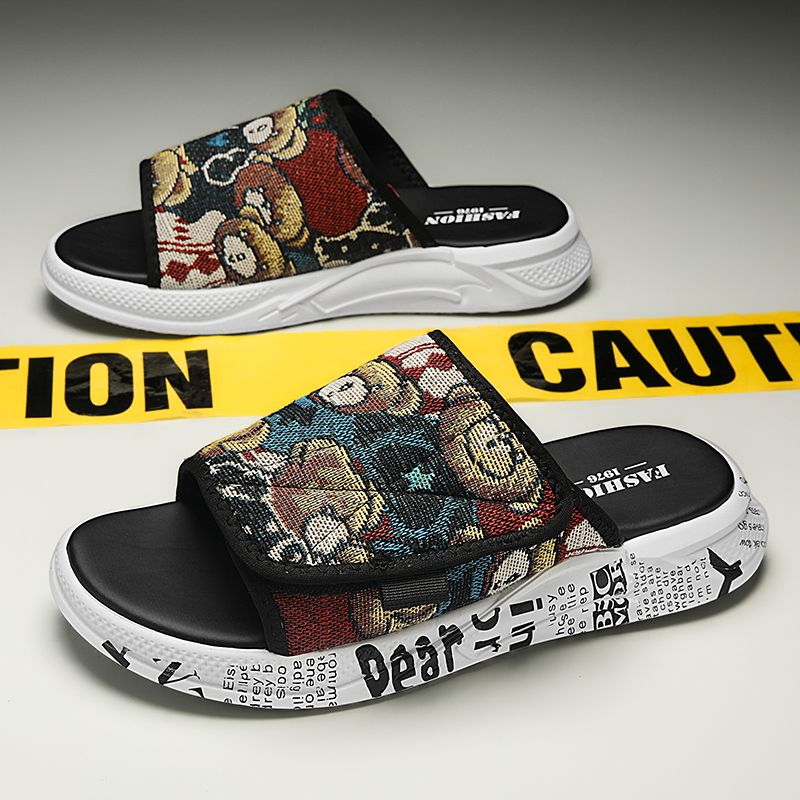 Sommer personalisierte kleine Bär dicke Sohle Anti-Rutsch alte Herren Hip Hop Outwear trendige Hausschuhe_voghion.com