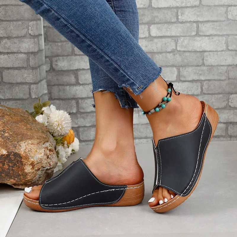 Neue offene Spitze Damen Keil weiß Sommer Mode atmungsaktiv bequeme Sandalen Schnalle weibliche Schuhe Frau Schuhe_voghion.com