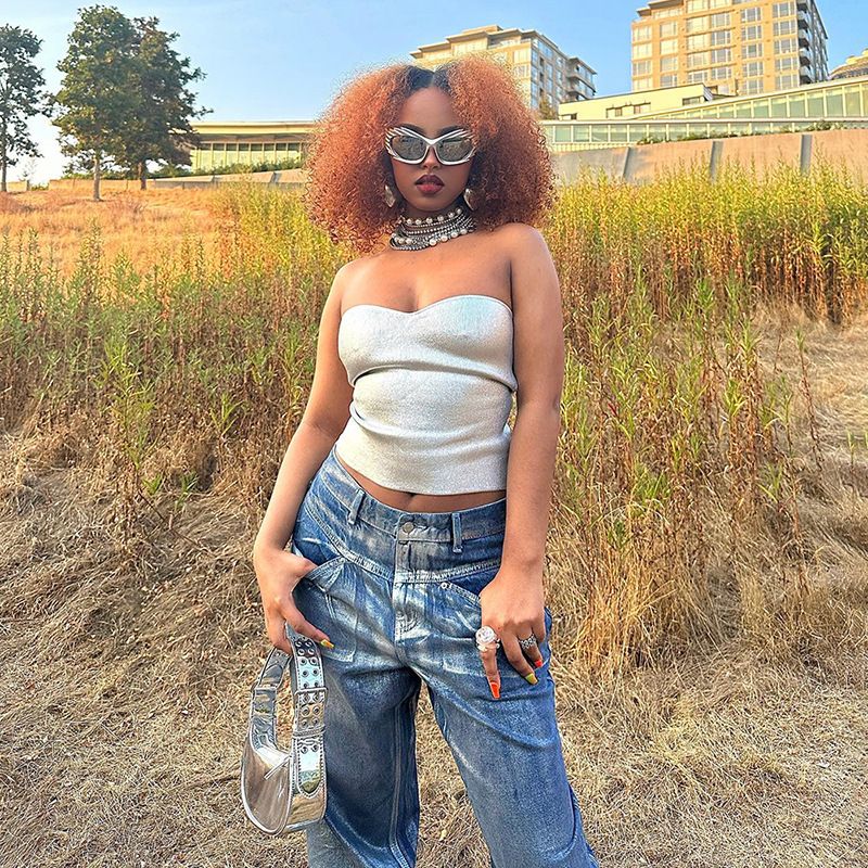 Vestito da festa beige in denim, aderente, largo, corto, con perline, a V, lungo, mini, autunno, con bottoni, cerniera, comodo e traspirante._voghion.com