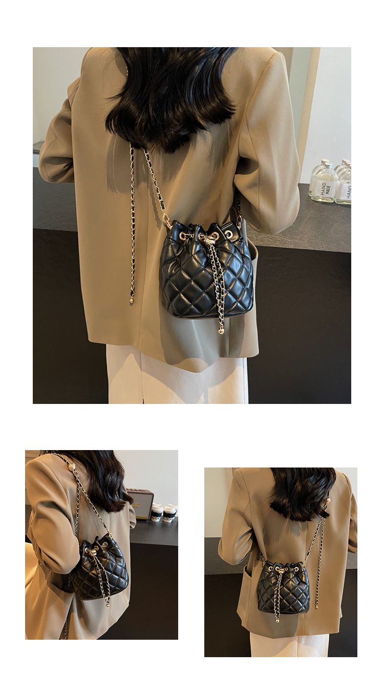 Damen Bucket Bag Diamond Chain Crossbody Bag Kleine Bucket Bag mit Kordelzug Leichte, luxuriöse, runde Bucket Bag Umhängetasche Crossbody Bag Frau_voghion.com