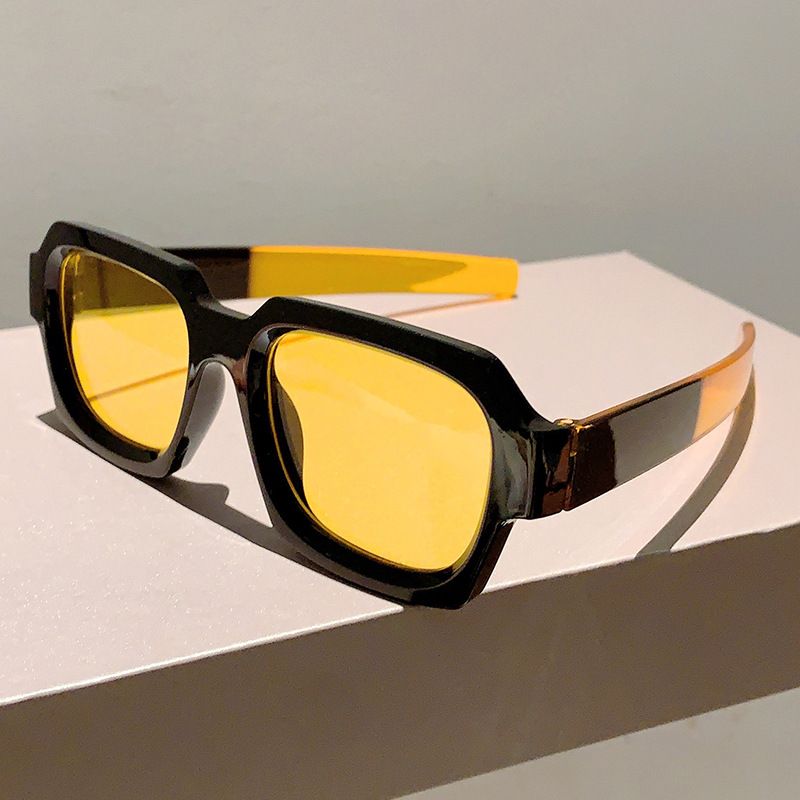 Nouvelles lunettes de soleil personnalisées de célébrités d'Internet de couleur bonbon épissées de même style à la mode résistantes aux UV_voghion.com