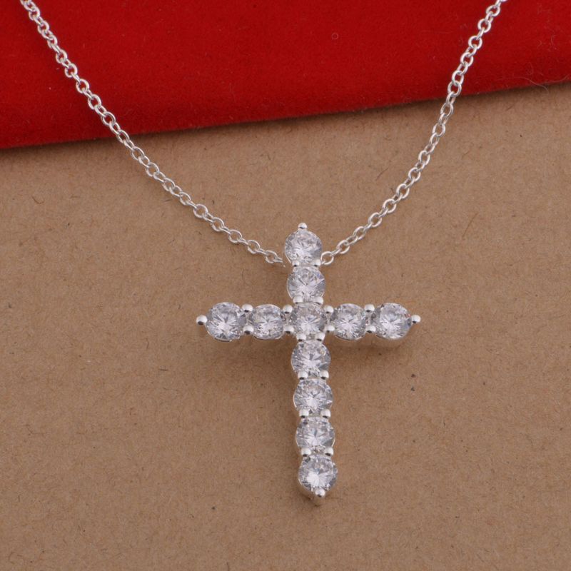 Wind Copper Inlaid Zirconia Light Luxury Simple Ma Sichu Same Style Necklace Collarbone Chain Cross Pendant_voghion.com