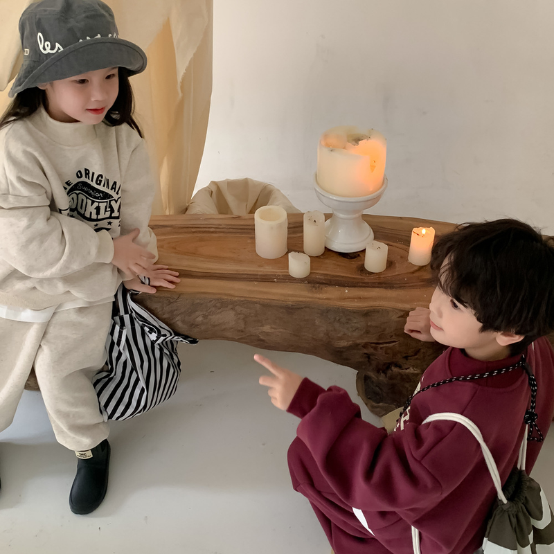 Pull en peluche à col haut pour garçons et filles, ensemble deux pièces épais avec l'alphabet coréen, pour enfants, hiver 2023_voghion.com