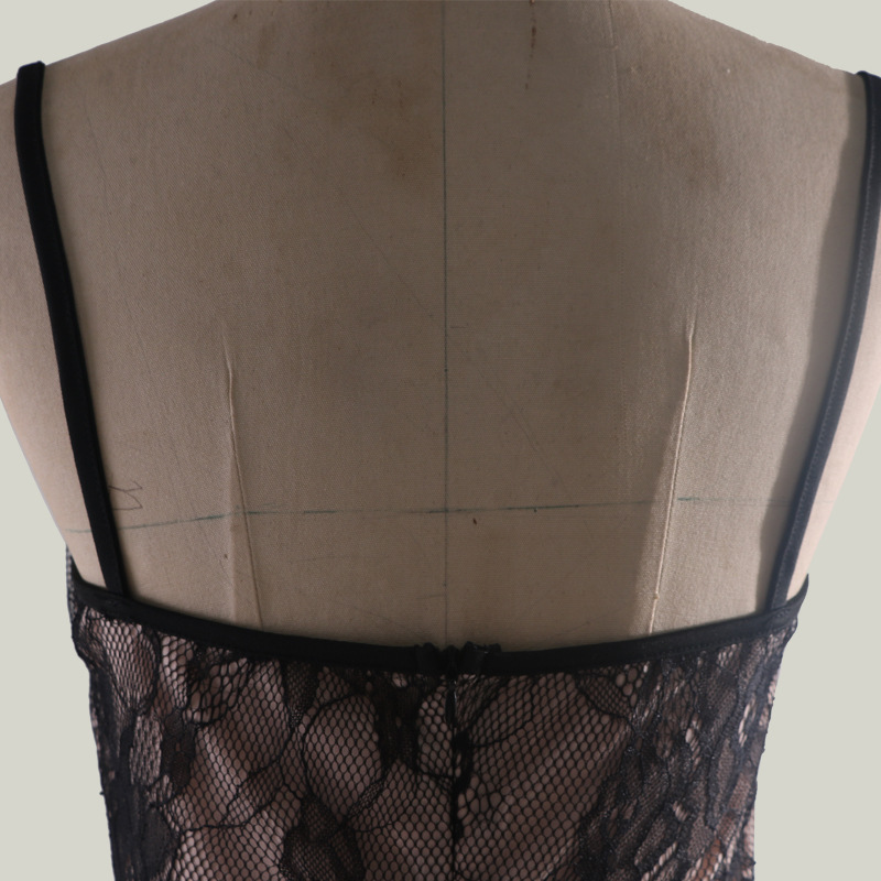 Damenbekleidung sexy ärmelloser Jumpsuit mit Spitzen-Hosenträgern_voghion.com