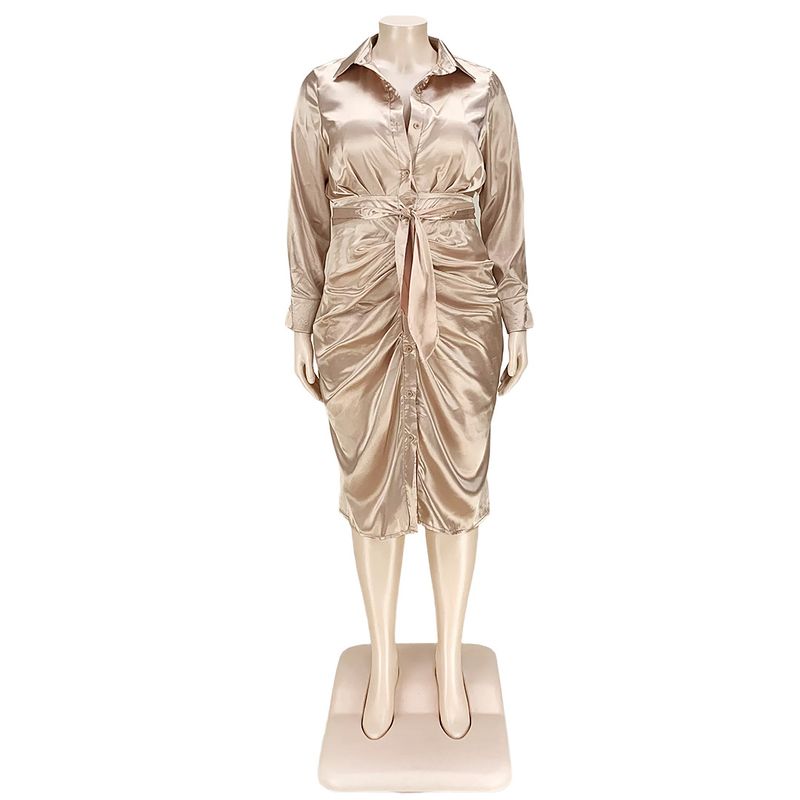 Damenbekleidung Nachtclubkleidung Reflektierendes Hemdkleid aus Seide mit plissierten Trägern_voghion.com