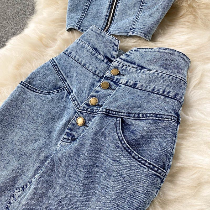 Vêtements pour femmes Jupe courte en jean taille haute à bretelles féminines_voghion.com