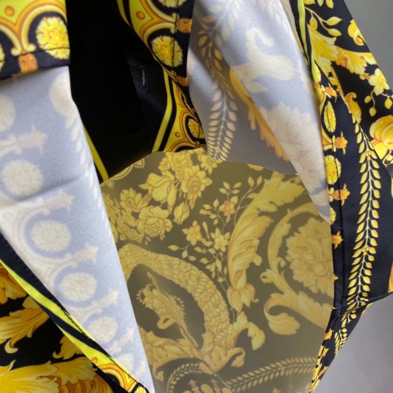 Μοντέρνο κοντομάνικο πουκάμισο με μοτίβο 3D letter στο πέτο, unisex τοπ, ζακέτα_voghion.com