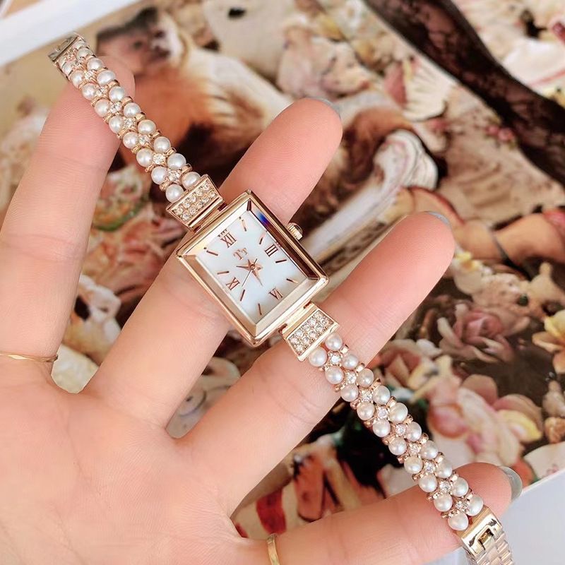 TT antieke parelarmband rechthoekige kleine parfumstijl horloge parelmoer kleine wijzerplaat retro klein groen horloge_voghion.com