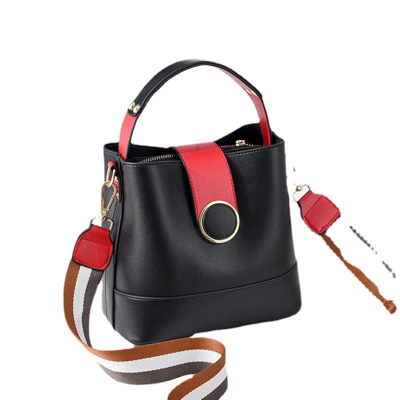 Strength Bucket Women's New 2024 Summer Fashion Handbag Wide Strap One Shoulder Mesh Red Crossbody Bag_voghion.com