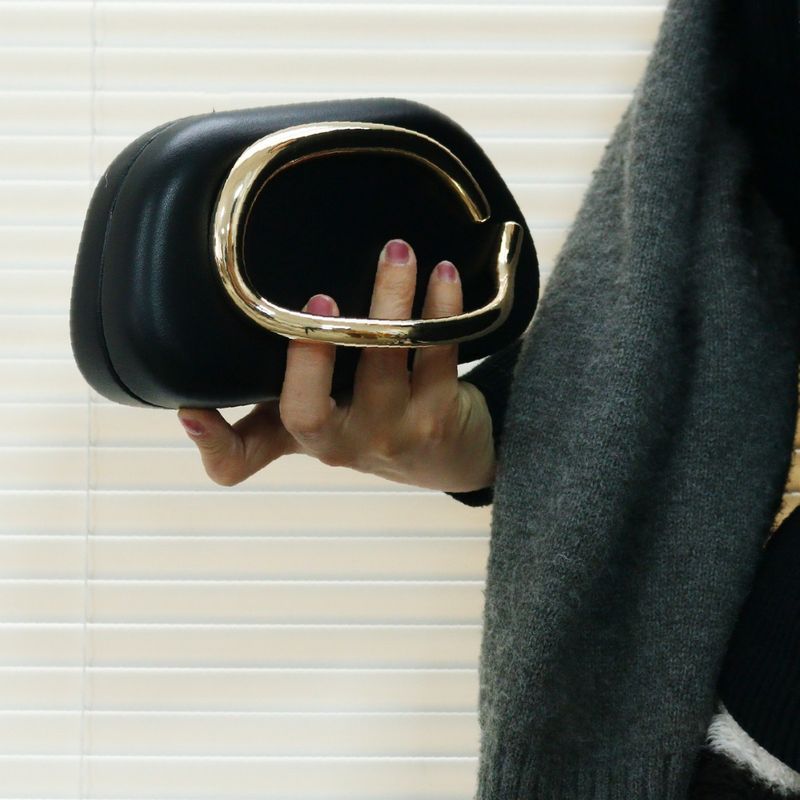 Borsa da sera classica alla moda con pochette rotonda in acrilico, con manico e tracolla singola_voghion.com
