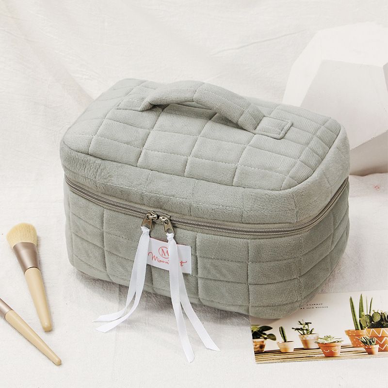 Exclusive Quilted Storage Cosmetic Bag Large Capacity High Value Solid Color Travel Fabric Quilted_voghion.com