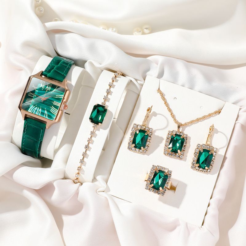 Temperamental and fashionable emerald small square watch with crocodile pattern belt quartz watch + rhinestone pendant jewelry set_voghion.com
