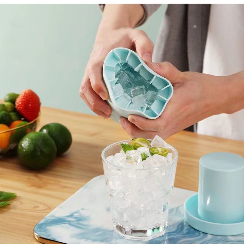 Silicone Ice Cube Mold Round Ice Bucket Summer Homemade DIY Refrigerator Freeze Ice Maker Creative Ice Cube Mold Barware Tools_voghion.com