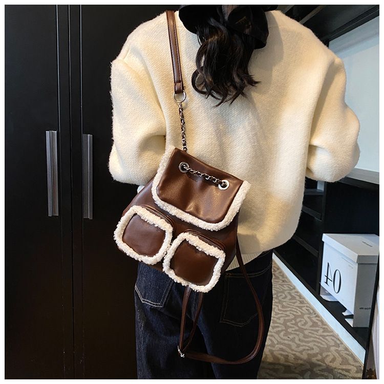 Autumn And Winter Niche Casual Backpack 2024 New Fashionable Versatile Shoulder Bag Large Capacity Textured Handbag_voghion.com