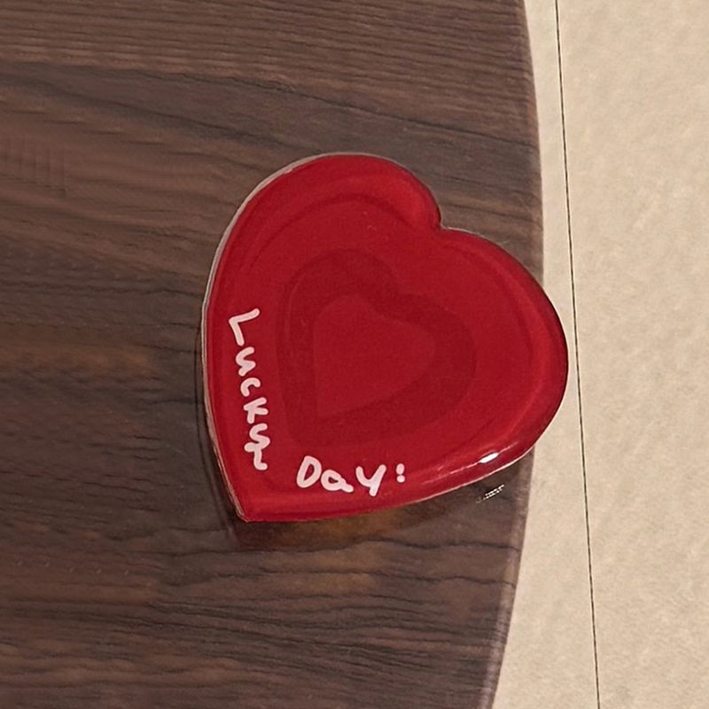 TechGlobe Korean Style Heart Black Bow Stand Suitable For Sweet Creative Back Sticker Shell Telescopic Cartoon Multi-Functional_voghion.com