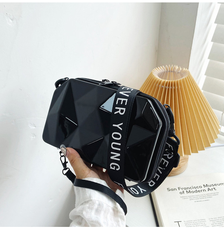 Mochila pequeña de un solo hombro con cremallera para mujer, bolso bandolera diagonal color caramelo, novedad de 2023_voghion.com