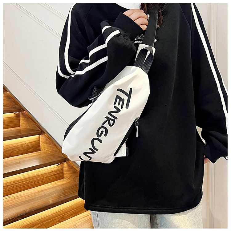 Trendy Cool Waist New Fashionable Diagonal Straddle Sports Chest Bag, Travel Small and Unique Casual Shoulder Bag_voghion.com
