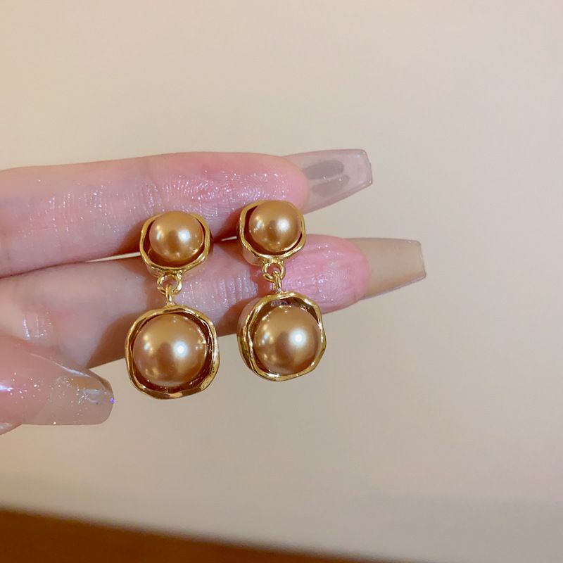 Silver needle pleated flower pearl heart French geometric earrings, niche commuting new and earrings_voghion.com