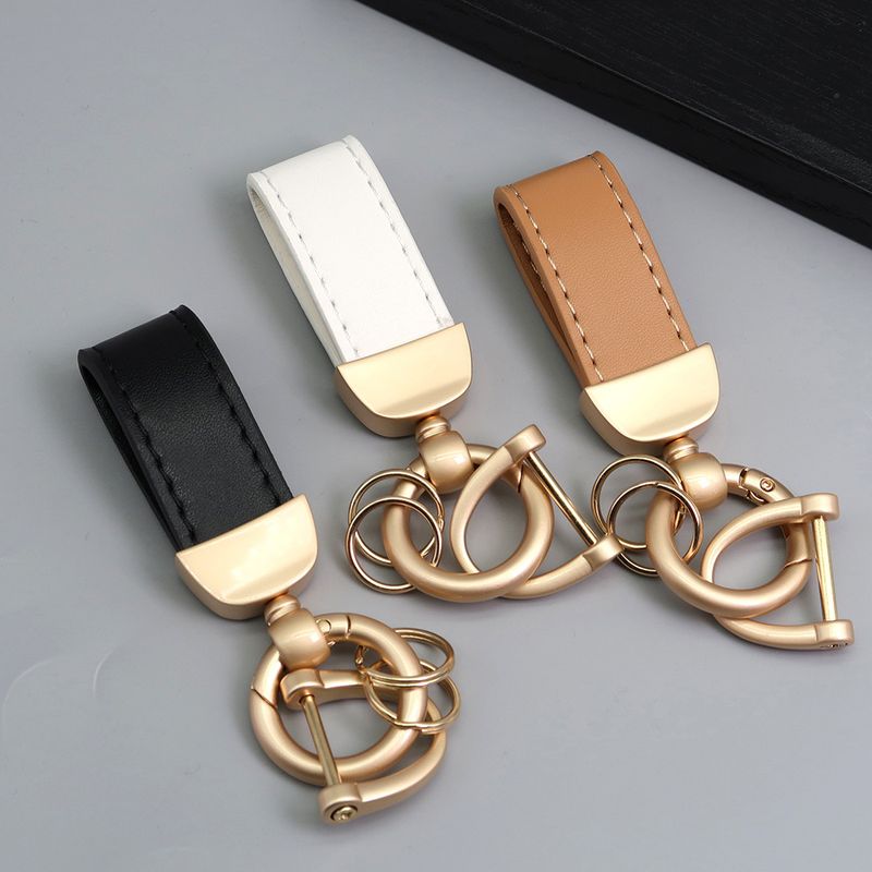 Short Pearl Gold Car Key Chain_voghion.com