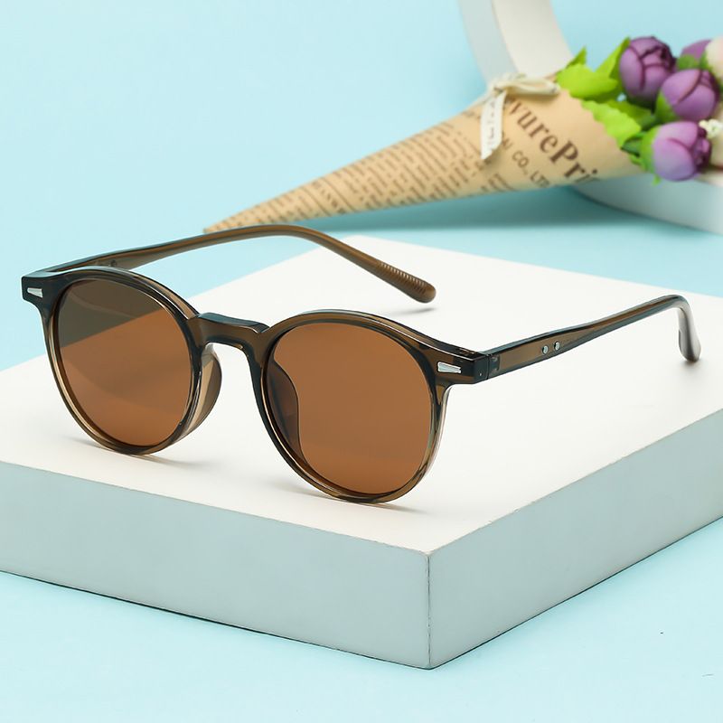 TR90 polarized suitable for women with faces, square circles, small frame glasses. Men's trendy and high-end sunglasses_voghion.com