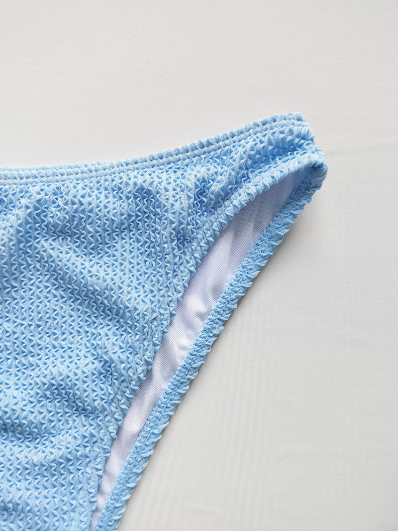 Sexy badpakset in effen kleur voor dames met hangende hals en driepuntsbikini_voghion.com