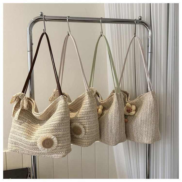 Große Kapazität Mode Sanftes Temperament Stroh gewebt Schal Schulter 2023 Sommer Neue Unterarm Einkaufstasche_voghion.com