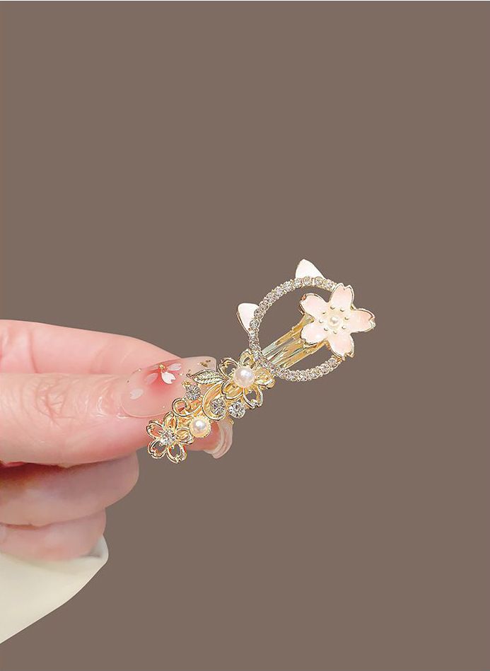 Acessório de cabeça com franja lateral fofa de gato em flor de cerejeira, presilha de bico de pato em forma de flor, cartões de cabelo delicados_voghion.com