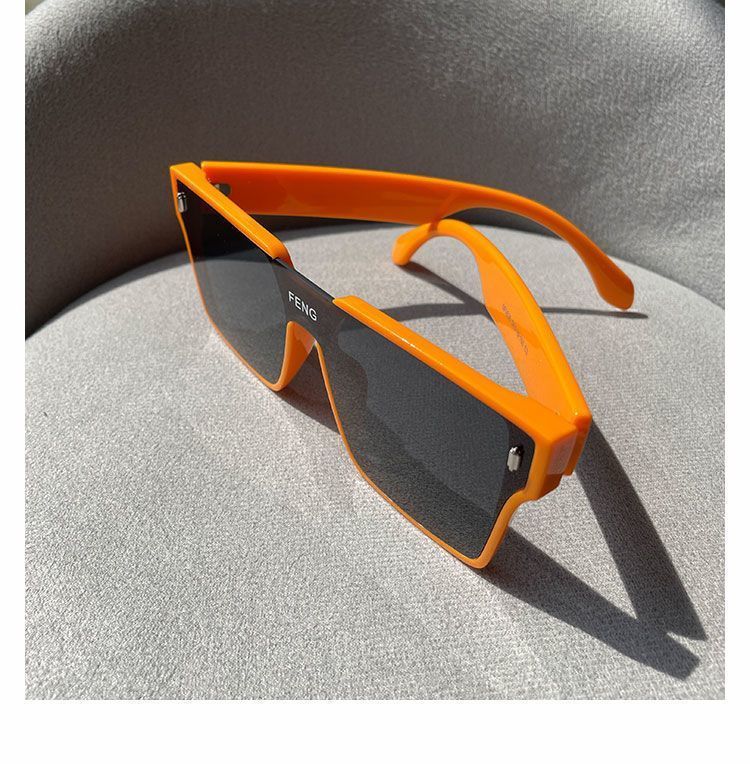 INS Style Uomo Trendy And Cool All-in-One, Nuovi occhiali da sole 2022, Donna Internet Famous Anti UV Luce forte Guida_voghion.com