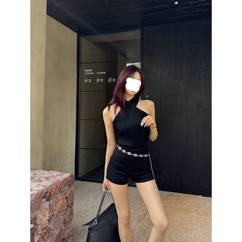 Magic West Queen Sexy Hot Girl Cross Twist Halter Off-Shoulder Multi-Way Knitted Vest Inner Top_voghion.com