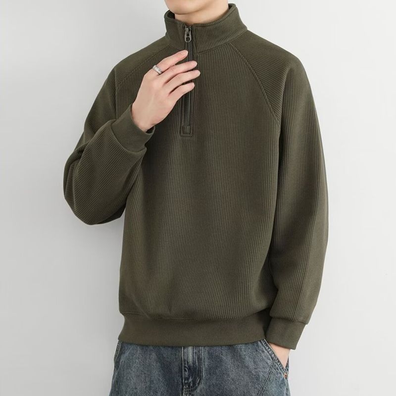 Felpa in pile minimalista con mezza zip - Pullover pesante e testurizzato con collo alto per uomo_voghion.com